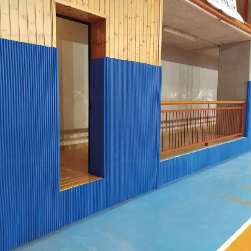 Feuilles de mousse antichoc pour installations sportives